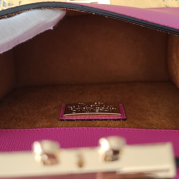 💕VALENTINO By MARIO VALENTINO PALMETTO CROSSBODY - Picture 10 of 16